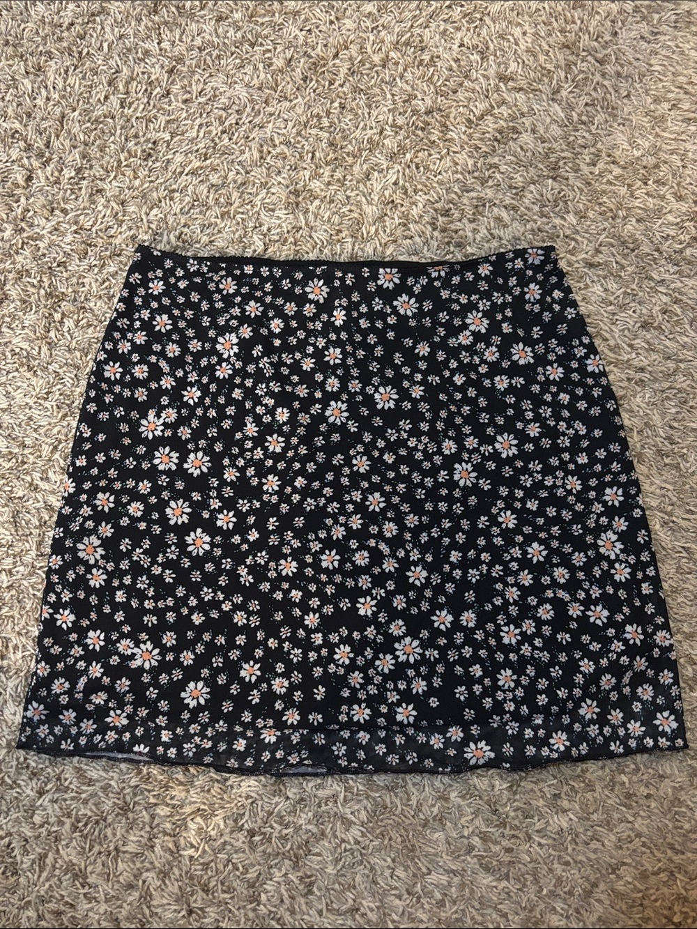 Black Floral Mini Skirt with White Daisy Print Size XL